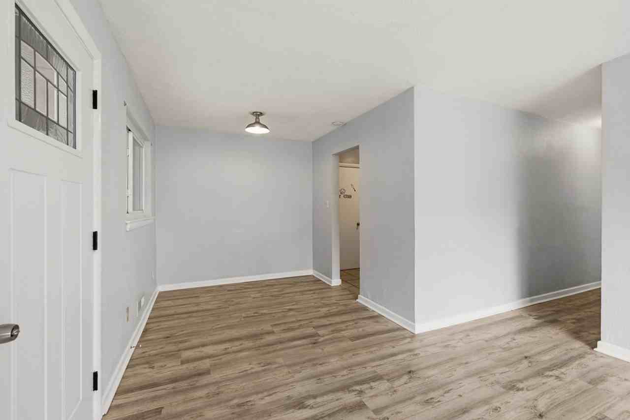 3514 Terry Dr - Photo 4 of 28