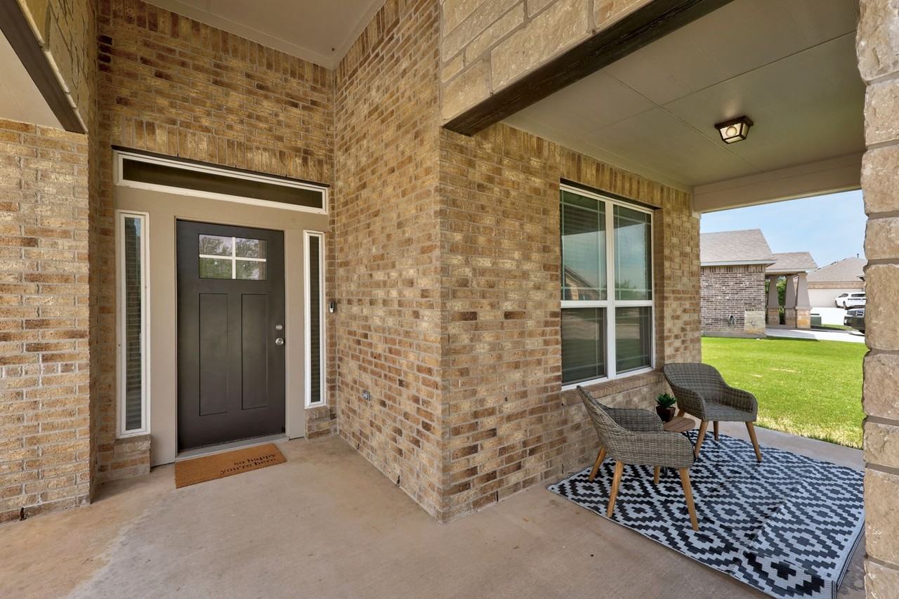 2413 Star Hill Ranch St - Photo 4 of 33