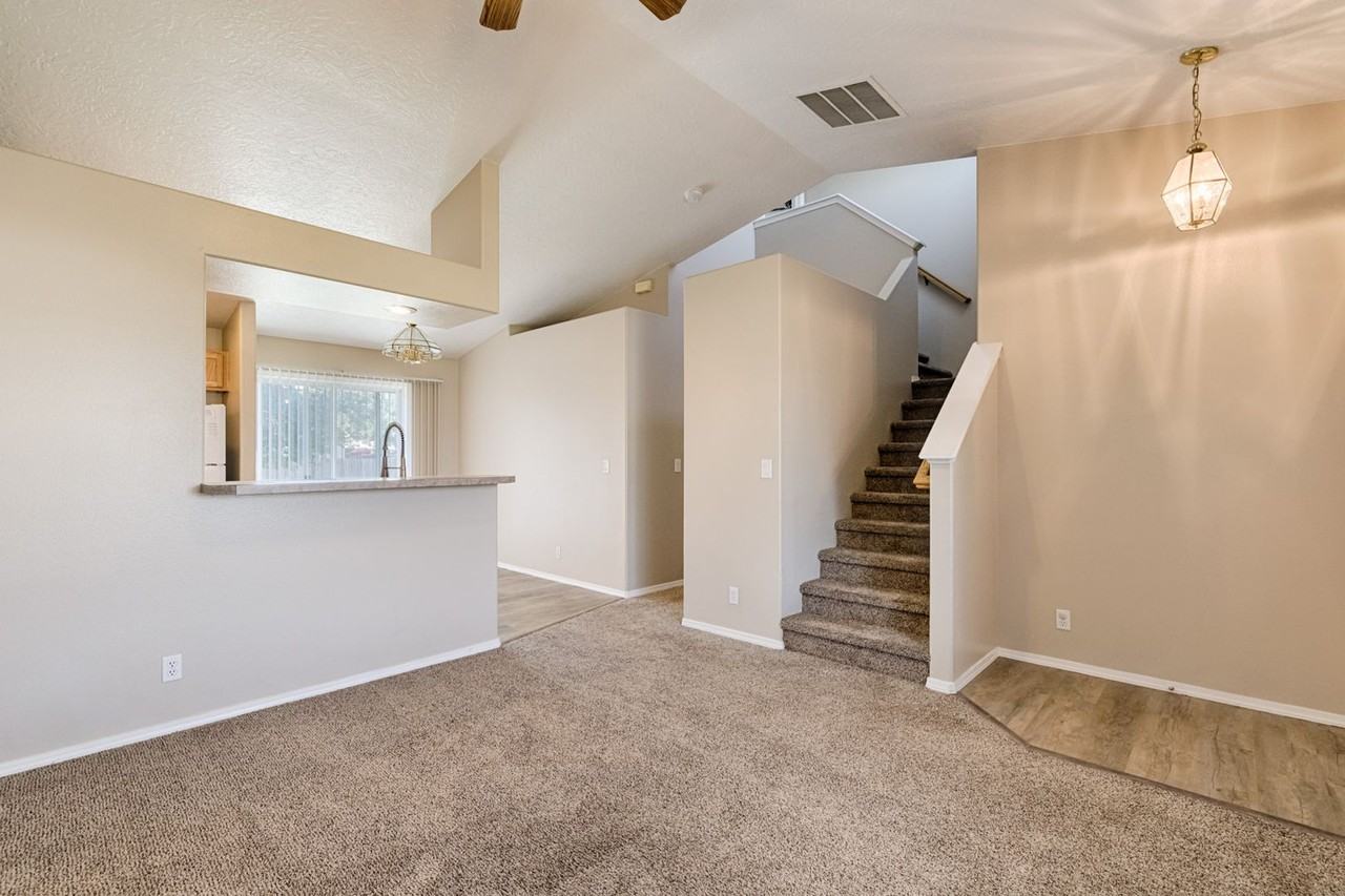 2019 W Curlew St - Photo 5 of 21