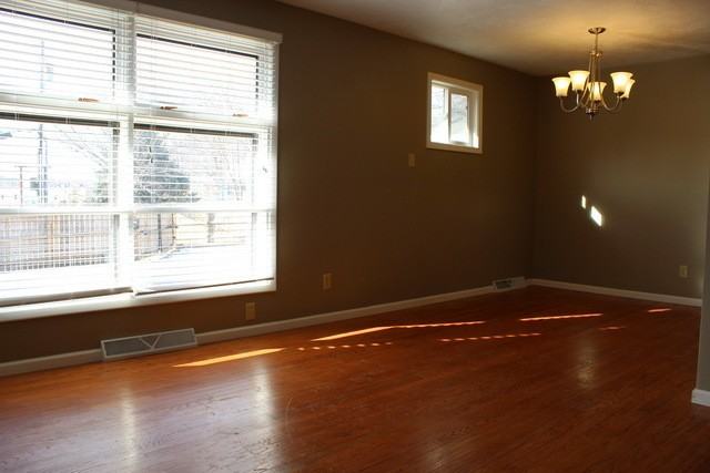 1101 Vail Cir - Photo 6 of 35