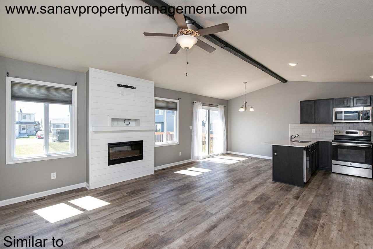3040 Worchester Dr - Photo 2 of 21