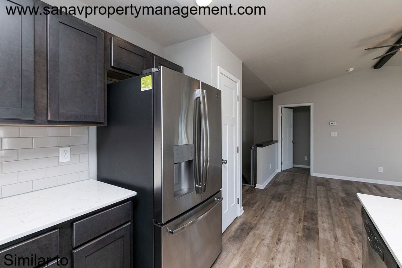 3040 Worchester Dr - Photo 5 of 21
