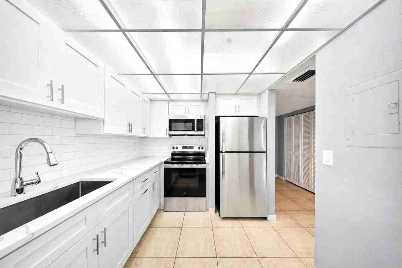 3047 S Atlantic Ave #1802 - Photo 7 of 47