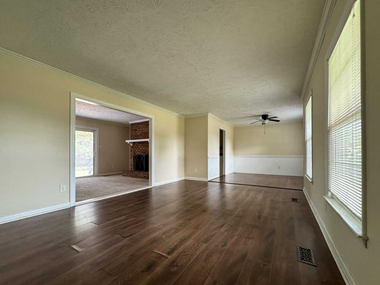 5961 Chinas Ct - Photo 2 of 27