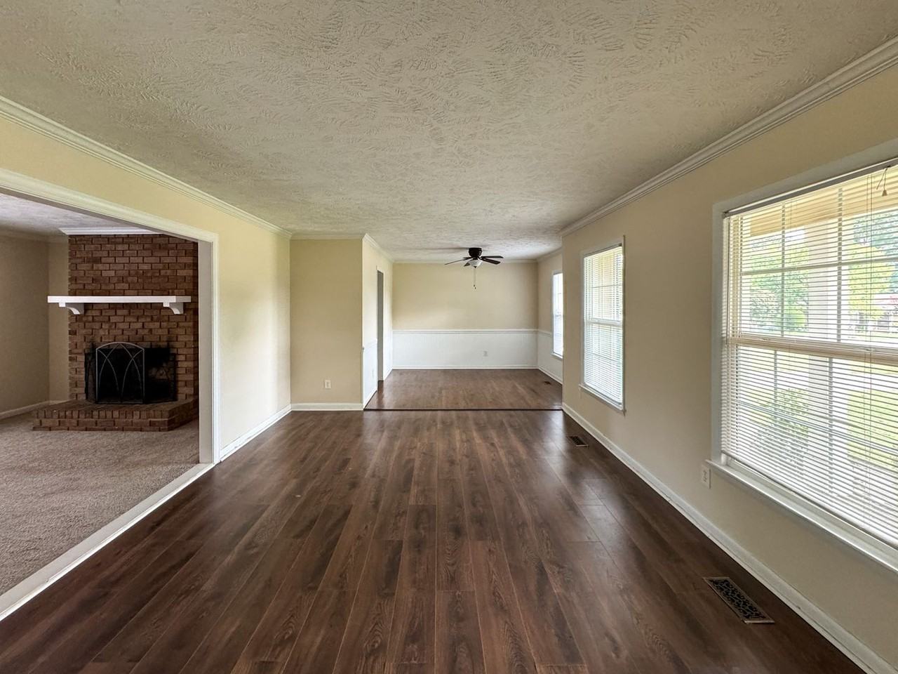 5961 Chinas Ct - Photo 3 of 27