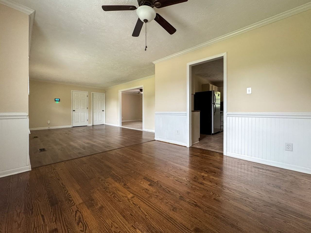 5961 Chinas Ct - Photo 6 of 27