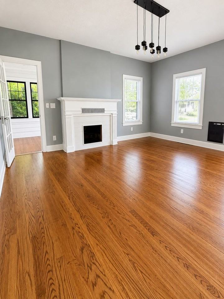 211 N Highland Ave - Photo 3 of 15