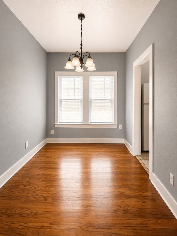 211 N Highland Ave - Photo 6 of 15