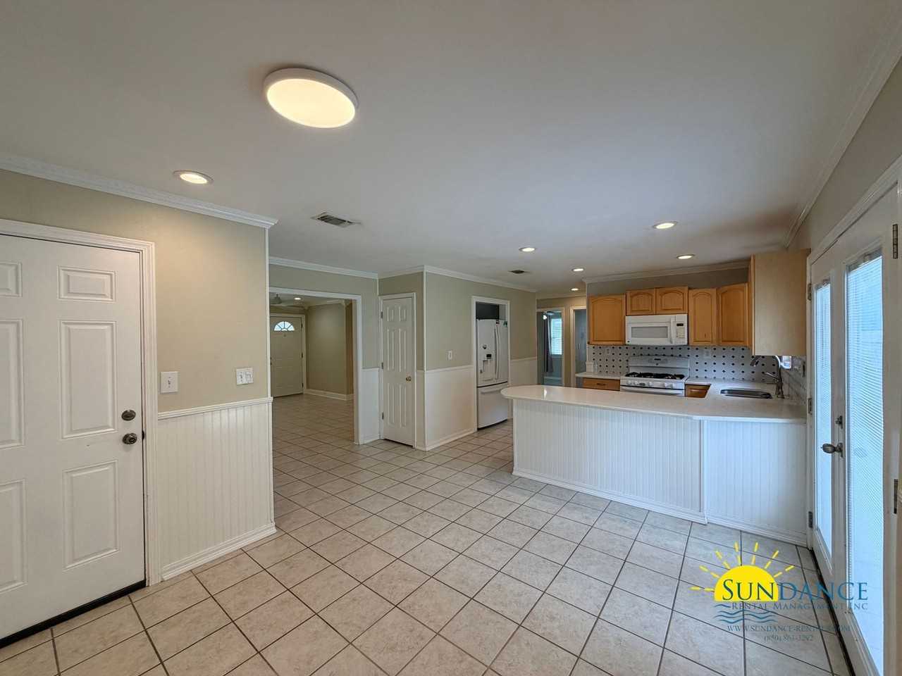 48 Poulton Dr Nw - Photo 5 of 30