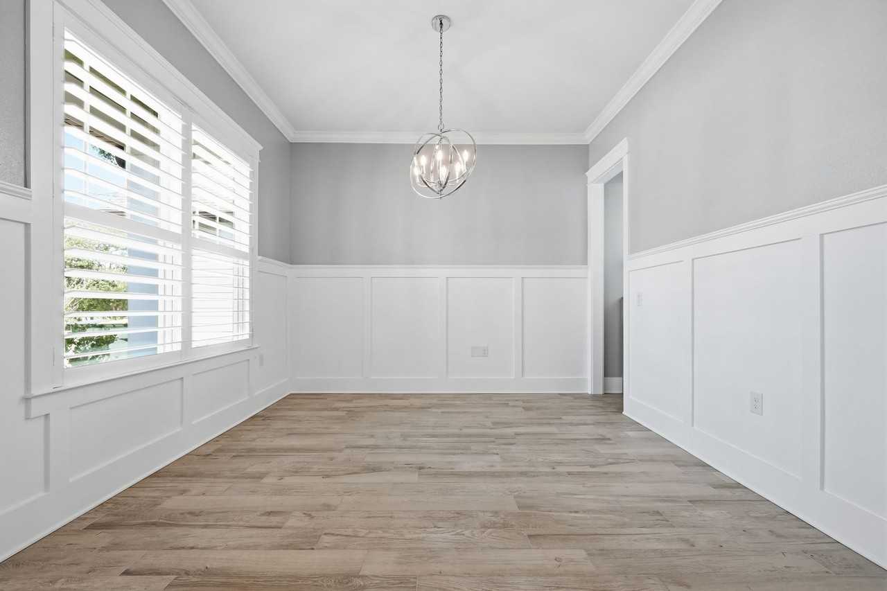 131 Magnolia Ave Se - Photo 4 of 50