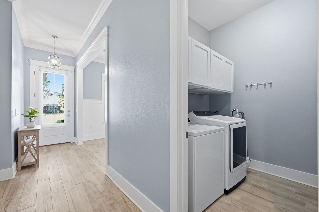 131 Magnolia Ave Se - Photo 6 of 50