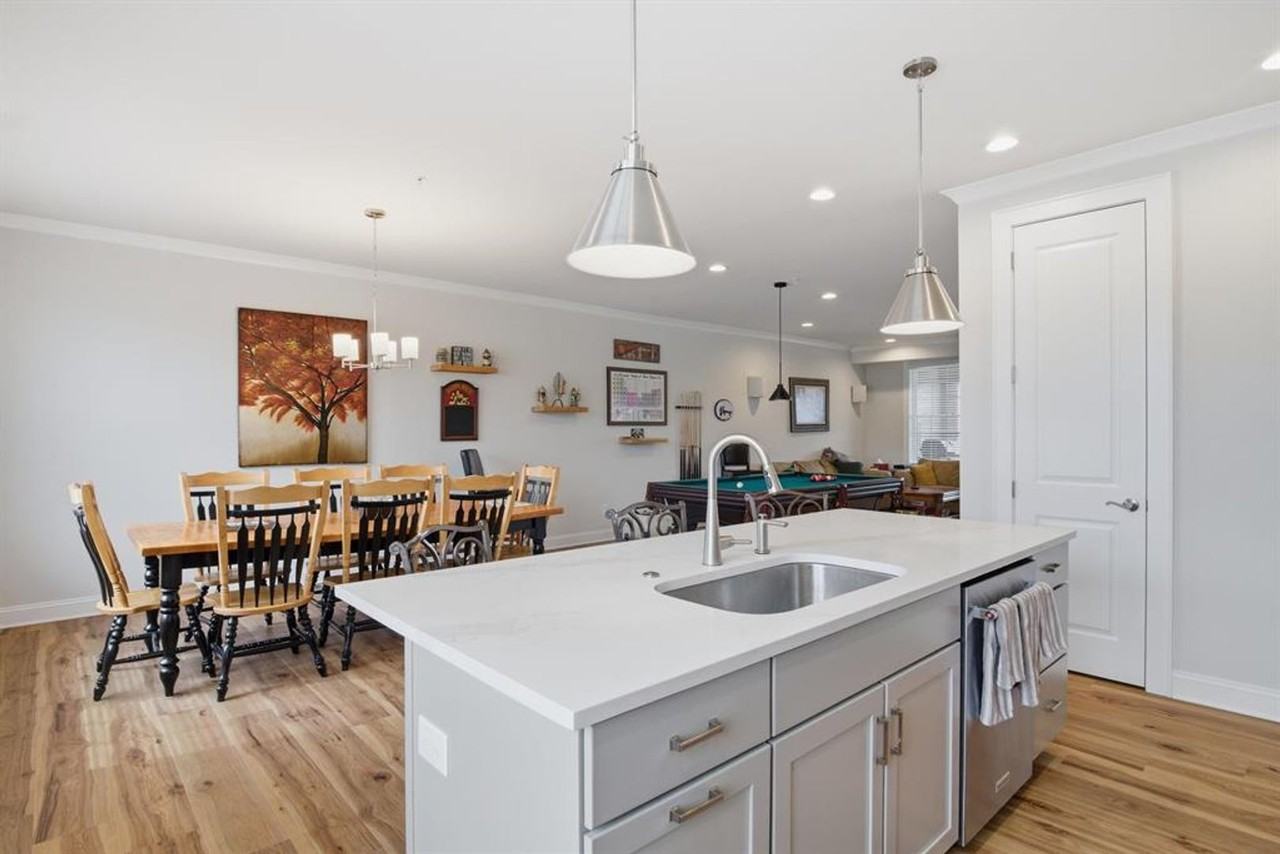 426 Midtown Way - Photo 5 of 17