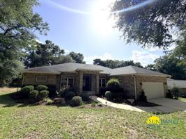 featured image of 213 Golf Course Dr