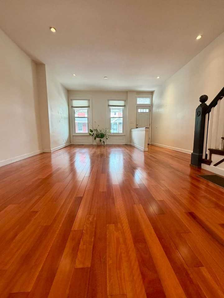 2120 Wharton St - Photo 6 of 23