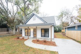 824 W Broad St - Photo 1 of 1