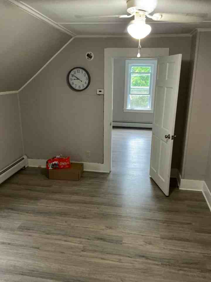 8 Veteran Ct - Photo 5 of 10