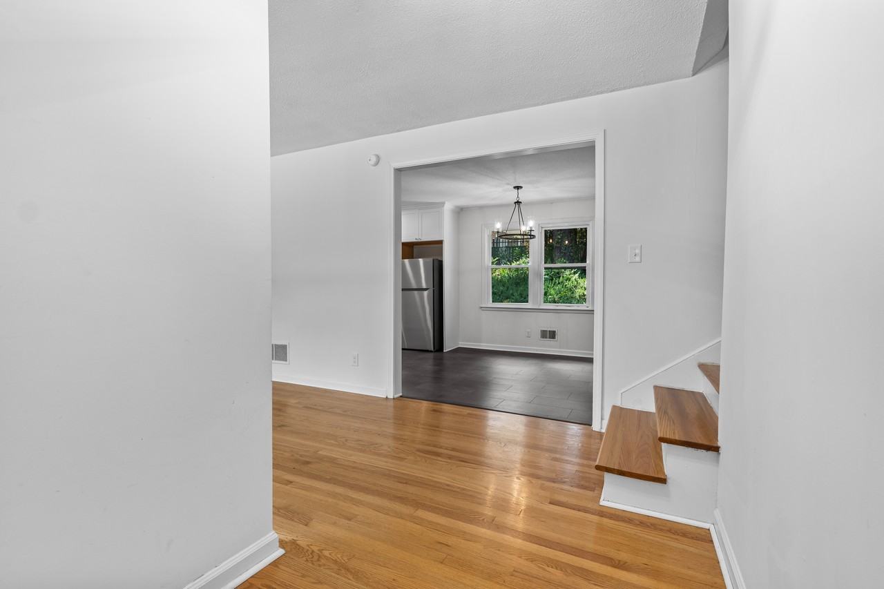 4003 Rockbridge Rd #1 - Photo 4 of 37