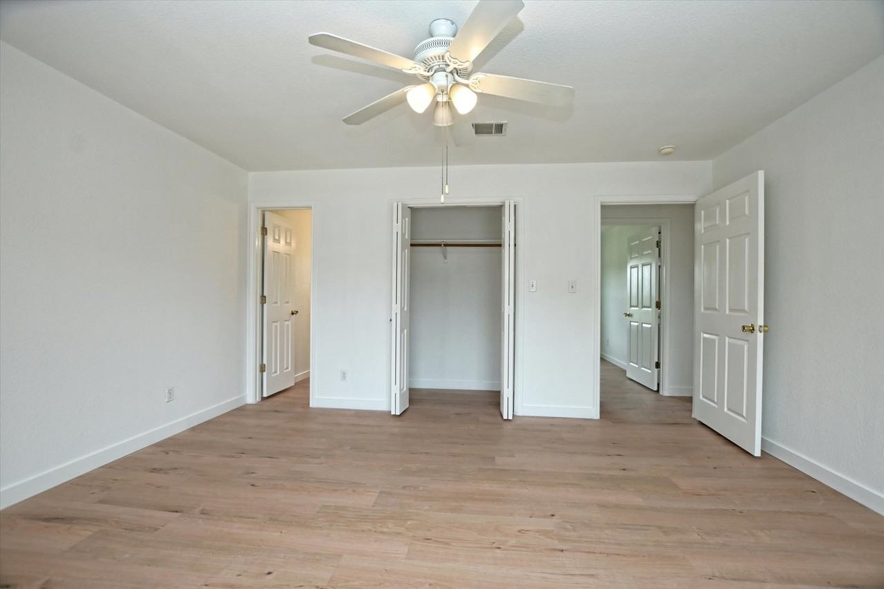 716 Honeysuckle Dr - Photo 7 of 10