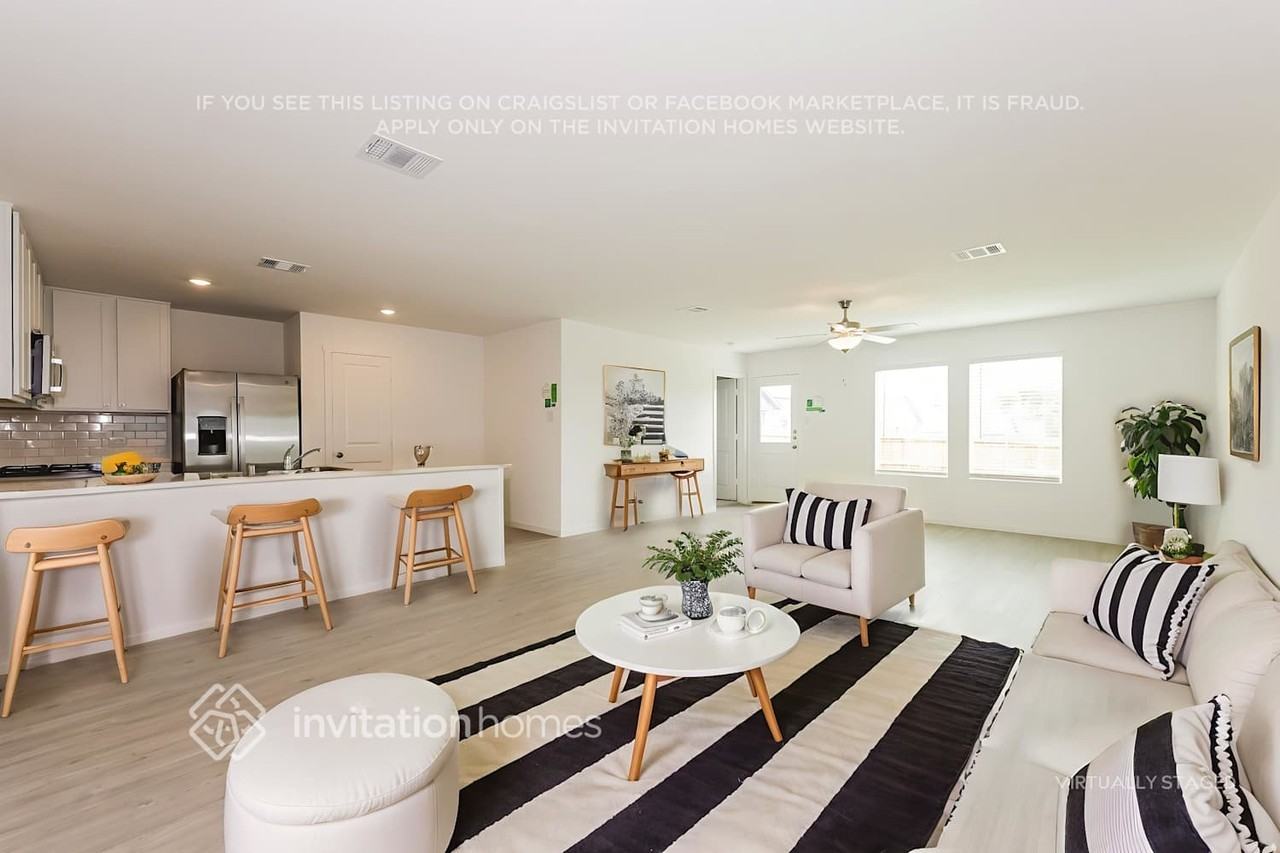 2807 Silent Way - Photo 5 of 27