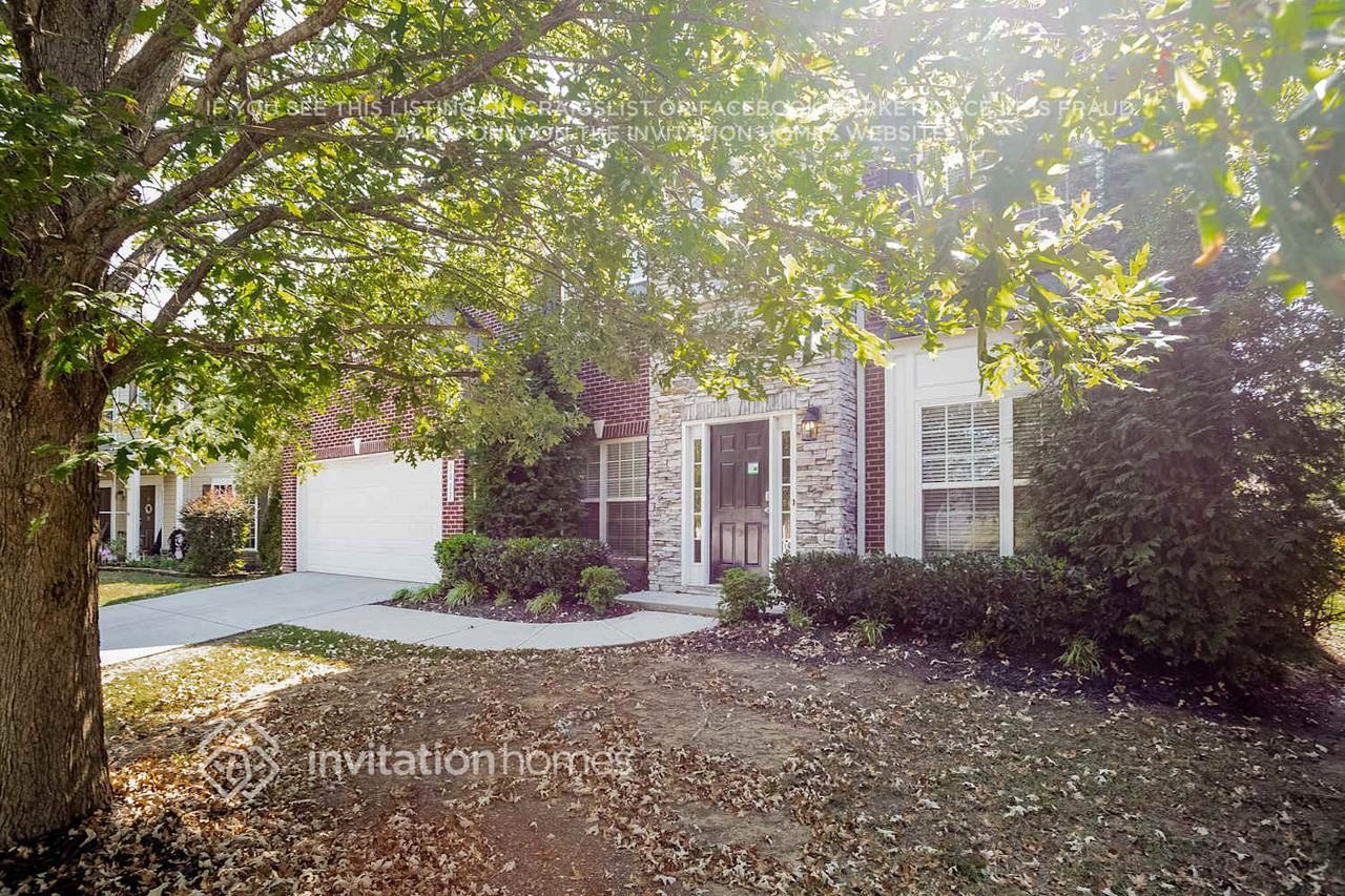 5817 Lindley Crescent Dr - Photo 3 of 21
