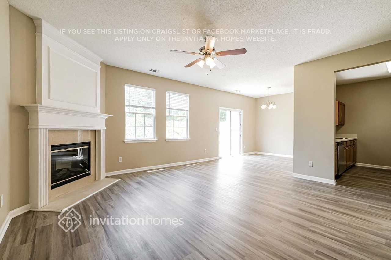 407 Windstone Trl - Photo 6 of 18