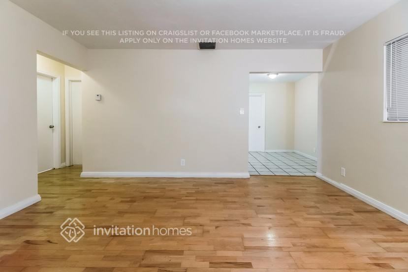 6565 Westview Dr - Photo 3 of 22