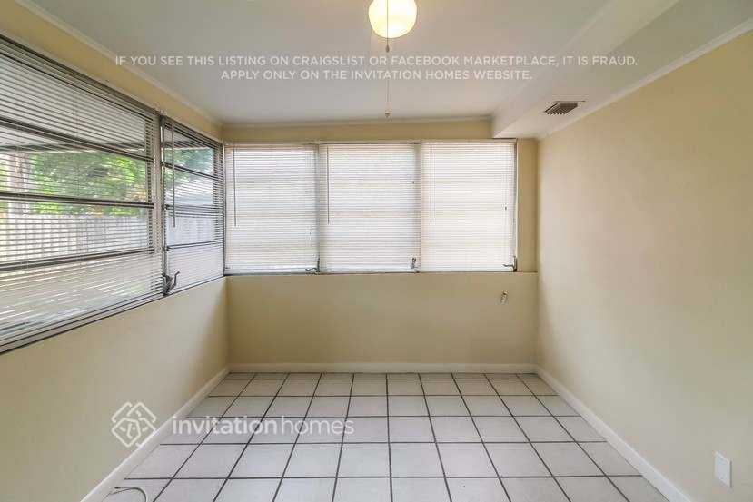 6565 Westview Dr - Photo 6 of 22