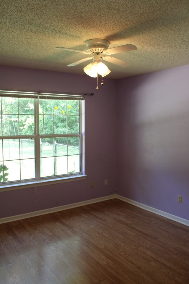 546 Oak Creek Rd - Photo 6 of 11