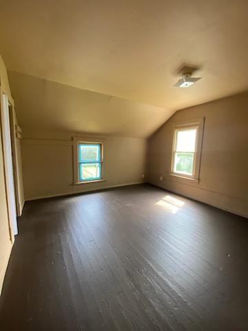 736 New Castle Ave #1 - Photo 4 of 11