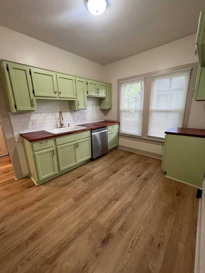 8236 2nd Ave S #1 - Photo 6 of 18