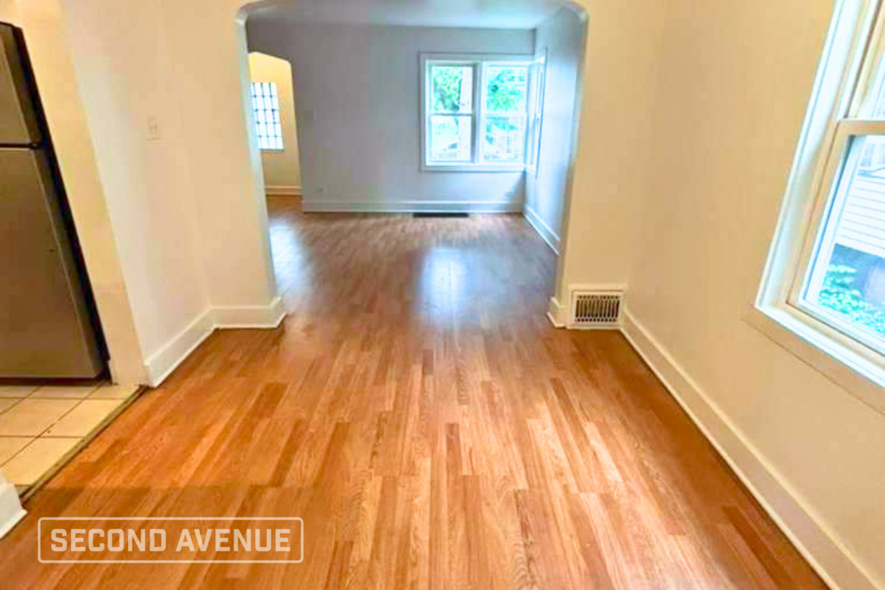 8952 S Carpenter St - Photo 3 of 11