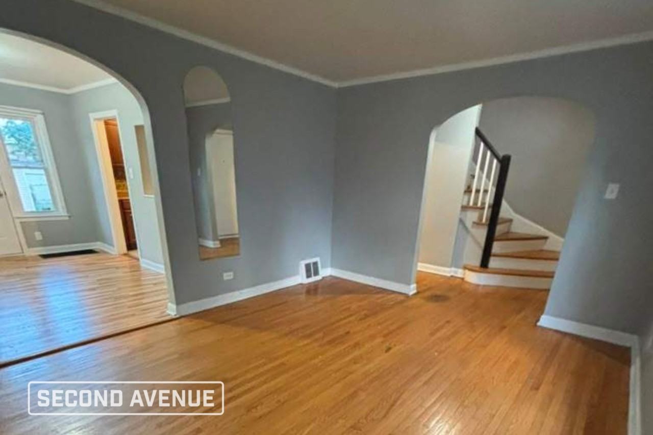8925 S Laflin St - Photo 2 of 23