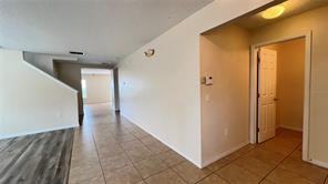 216 Verdi St #1 - Photo 4 of 9