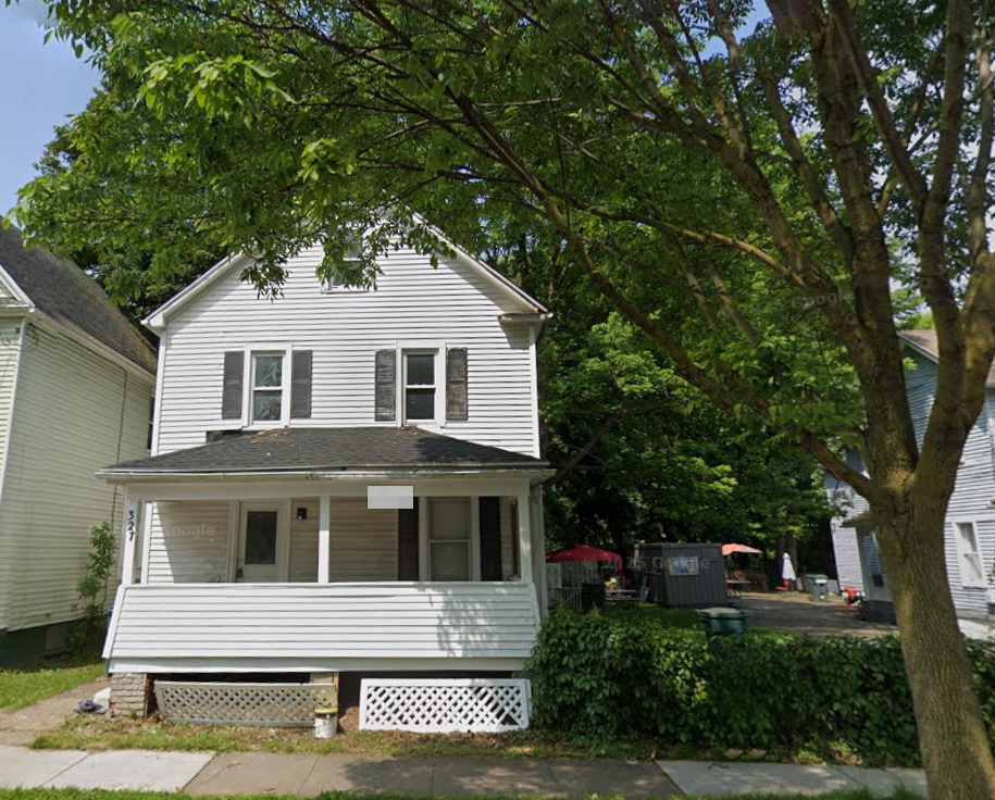 327 Saxton St - Photo 2 of 2
