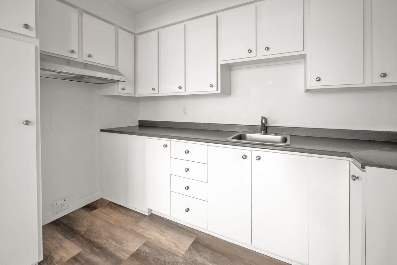 1805 Rue De Grandville - Photo 2 of 5