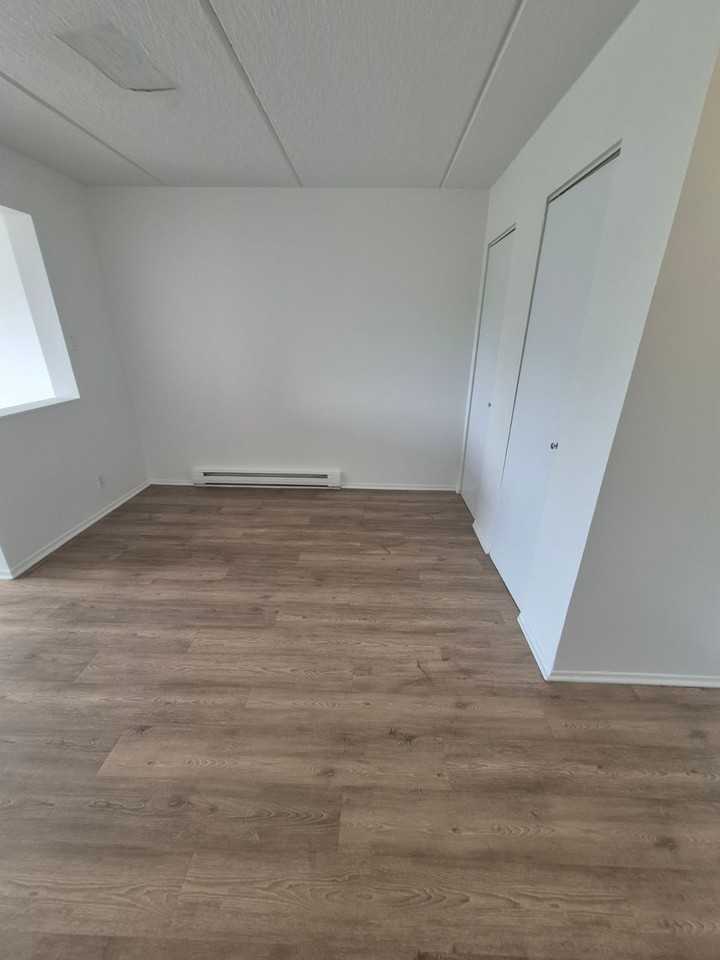 71 Fournier - Photo 2 of 3