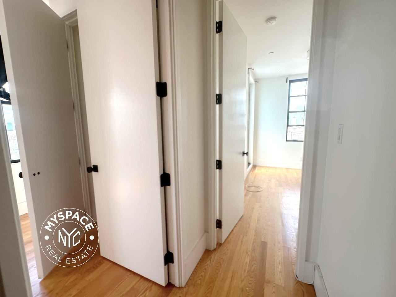 1520 Saint Johns Pl #5 - Photo 4 of 16