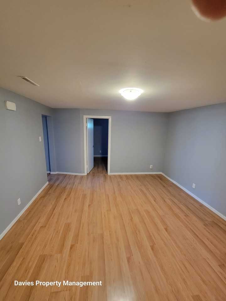 9620 75 Street NW - BSMT - Photo 6 of 24