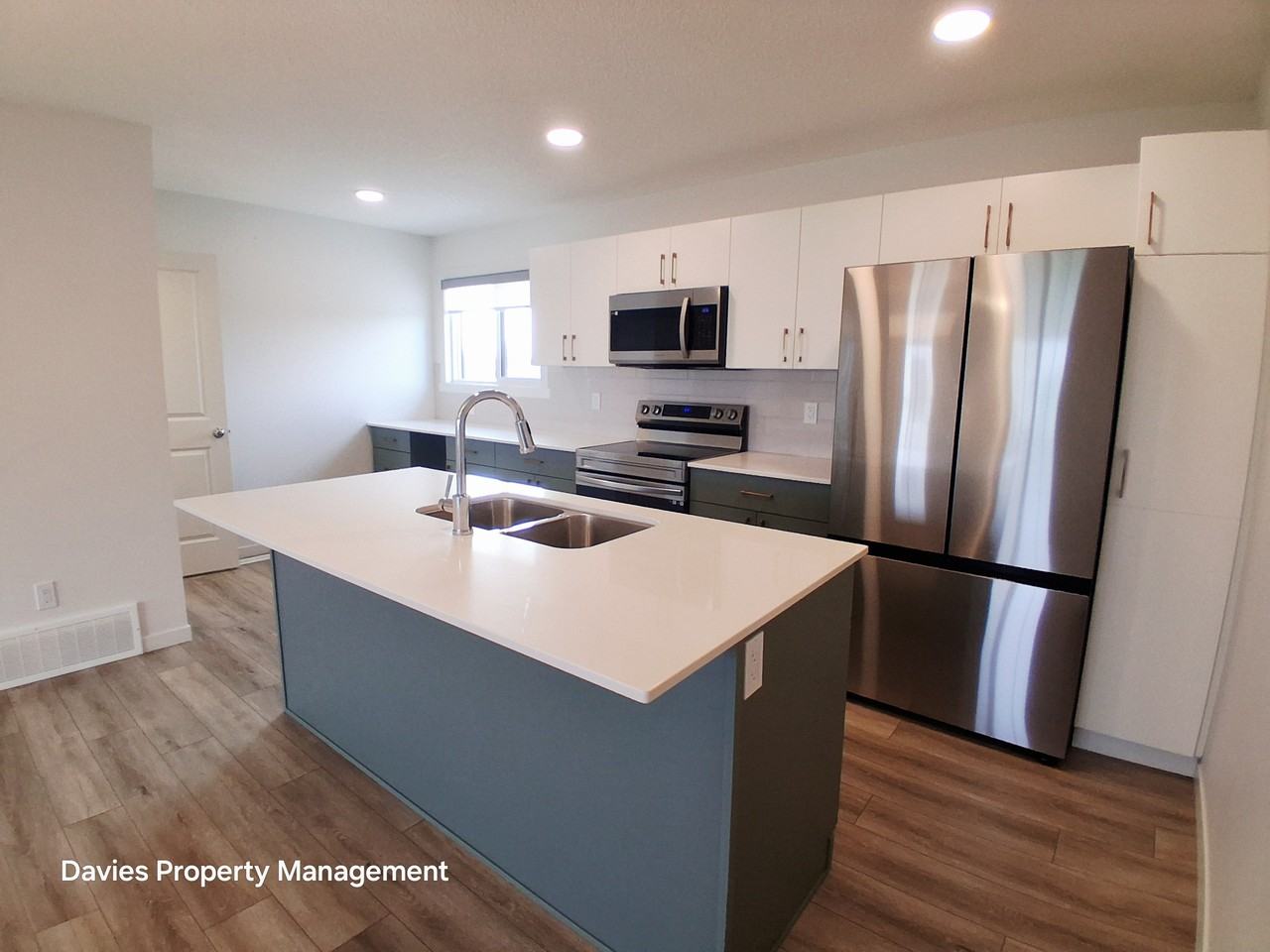 32 Jensen Gate - Photo 3 of 16