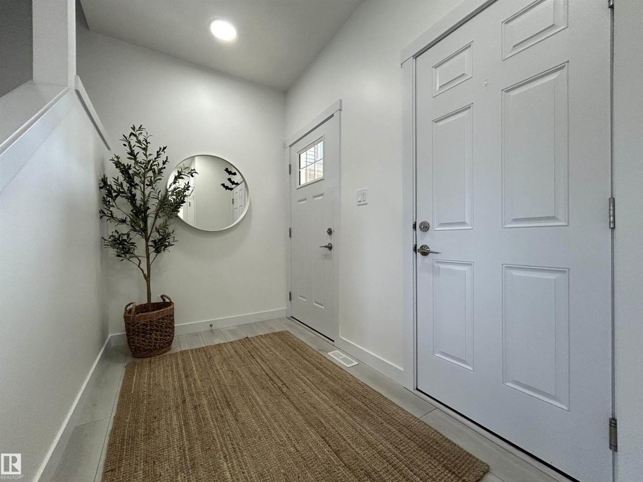 19704 29 Ave - Photo 2 of 12