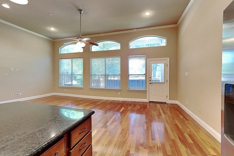 2988 Sicily Way #903 - Photo 4 of 17