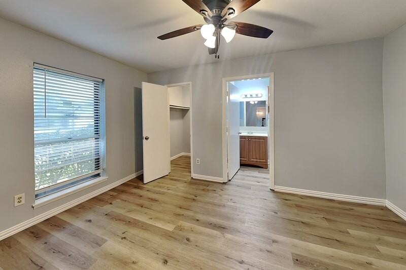 1913 Briarwood Dr - Photo 7 of 19