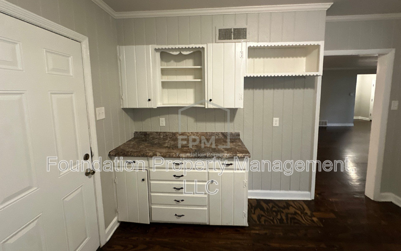 1597 Hutson Rd - Photo 4 of 23