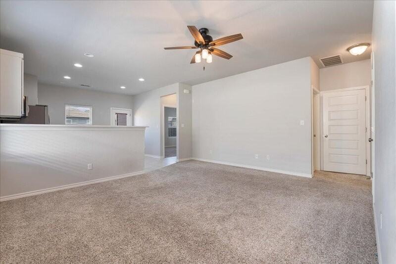 309 Trellis Blvd - Photo 7 of 30