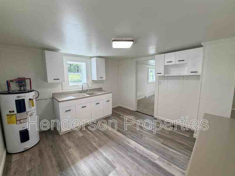 4685 Harmony Hwy - Photo 6 of 23