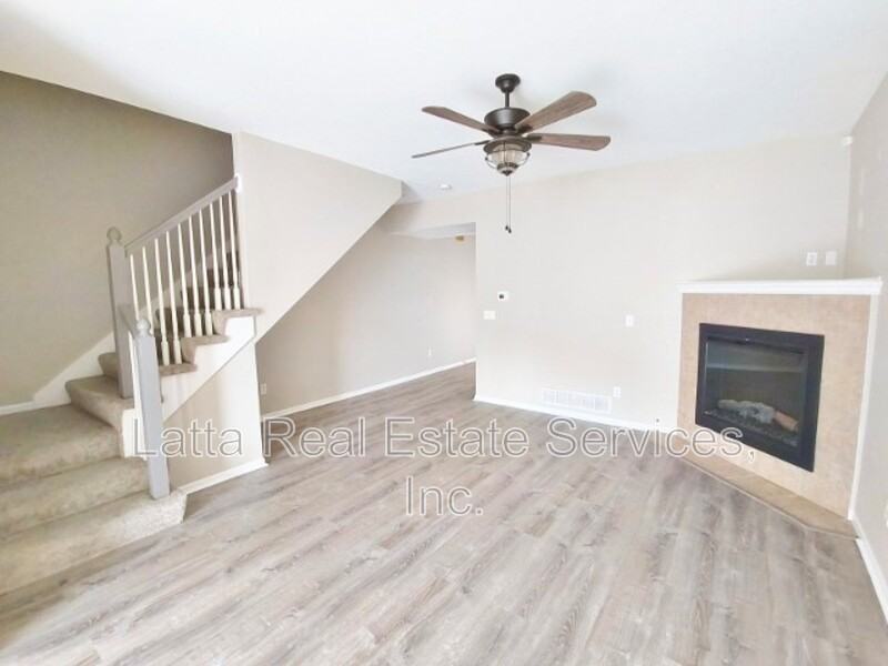 1633 Sw Madison St - Photo 4 of 14