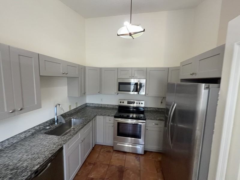 502 San Gabriel Ct - Photo 2 of 18