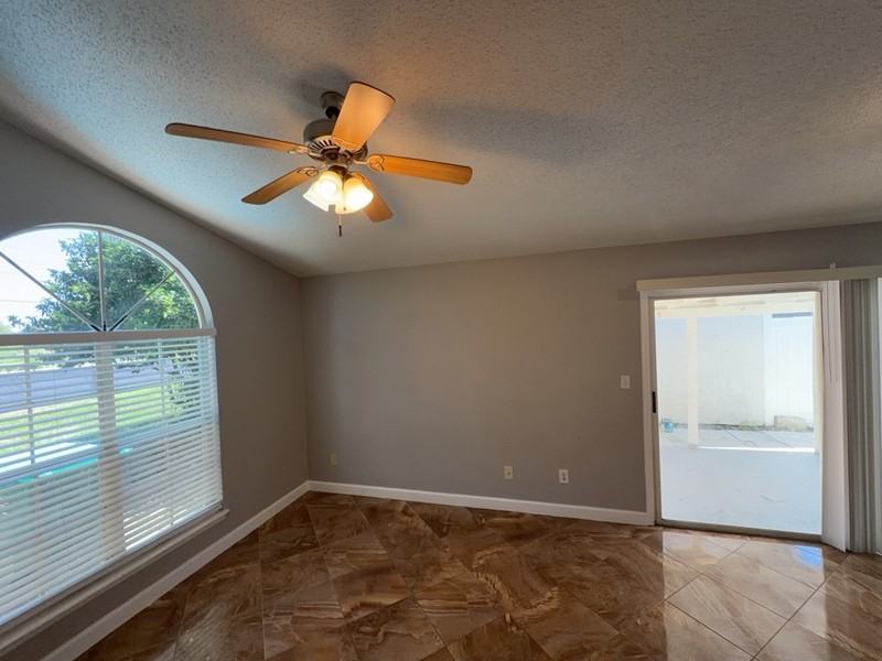 502 San Gabriel Ct - Photo 6 of 18