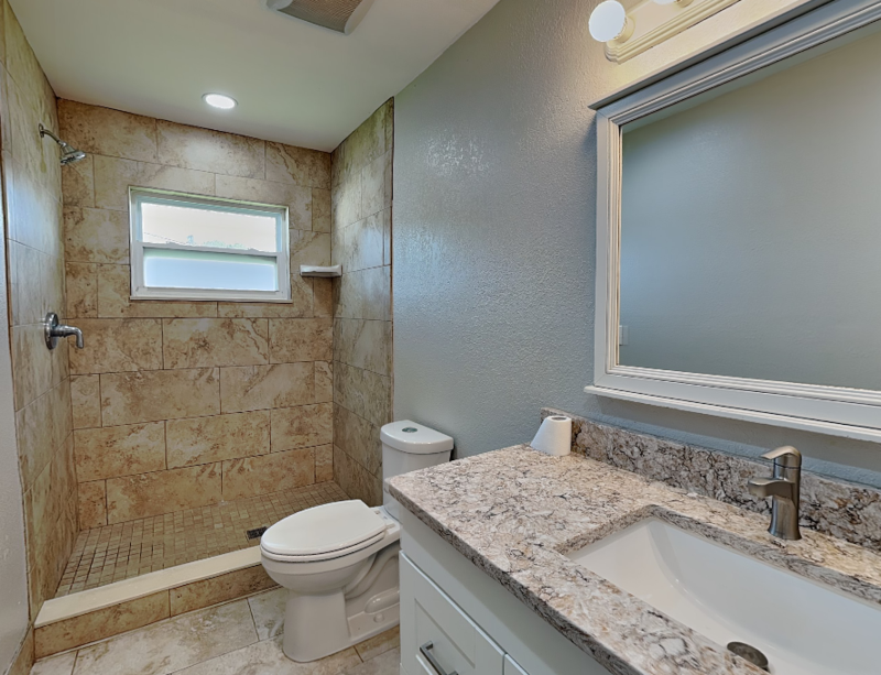 1016 Manchester Cir - Photo 6 of 20