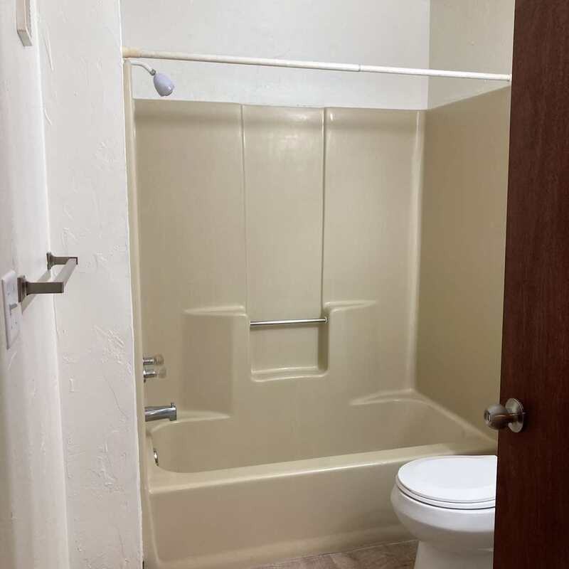 2760 Humboldt Rd - Photo 6 of 9